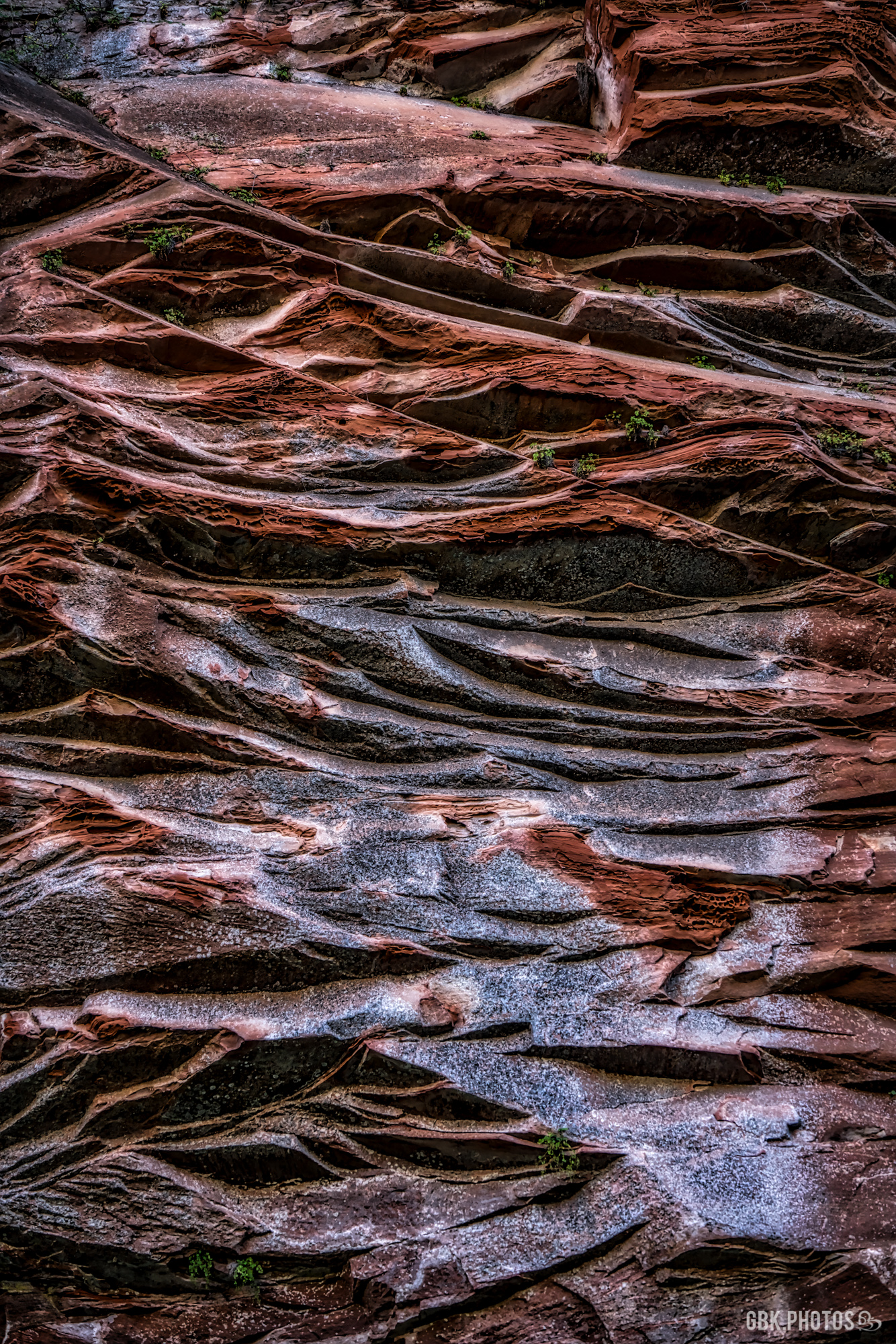 sedona oak creek canyon rocks photo
